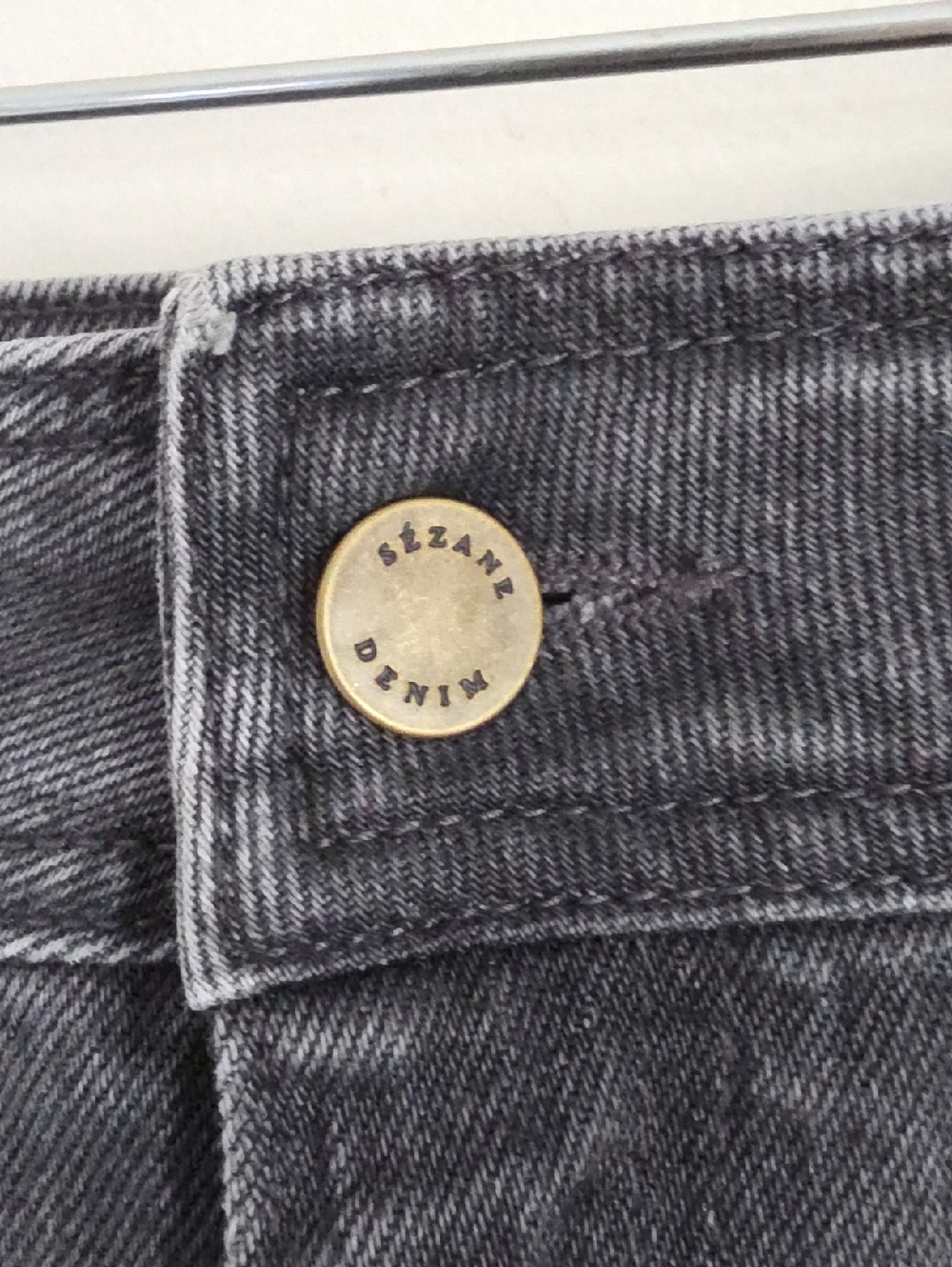 Sezane Black Wide-Leg Flare Jeans - Picture 4 of 9
